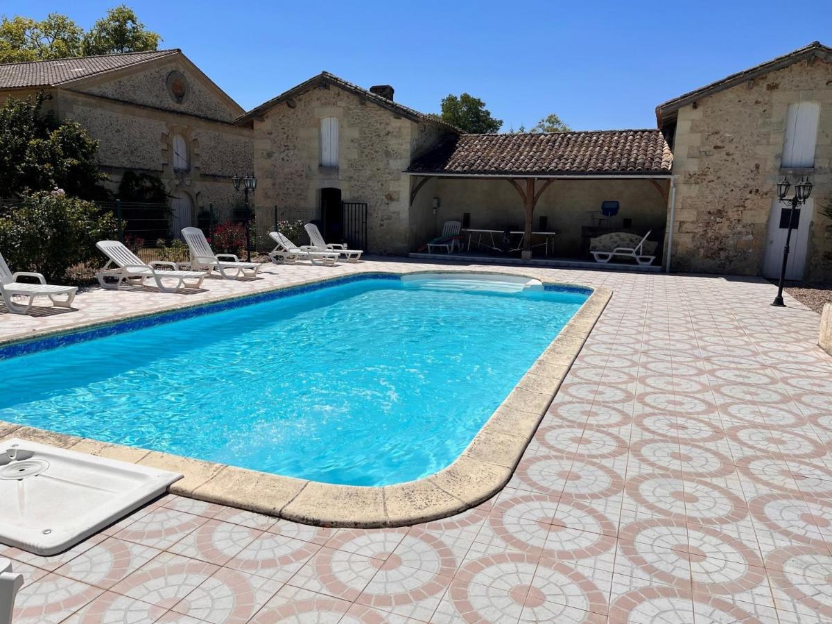 ancien chai rénové dans un parc clos de 3 hectares Lamothe-Montravel Extérieur photo